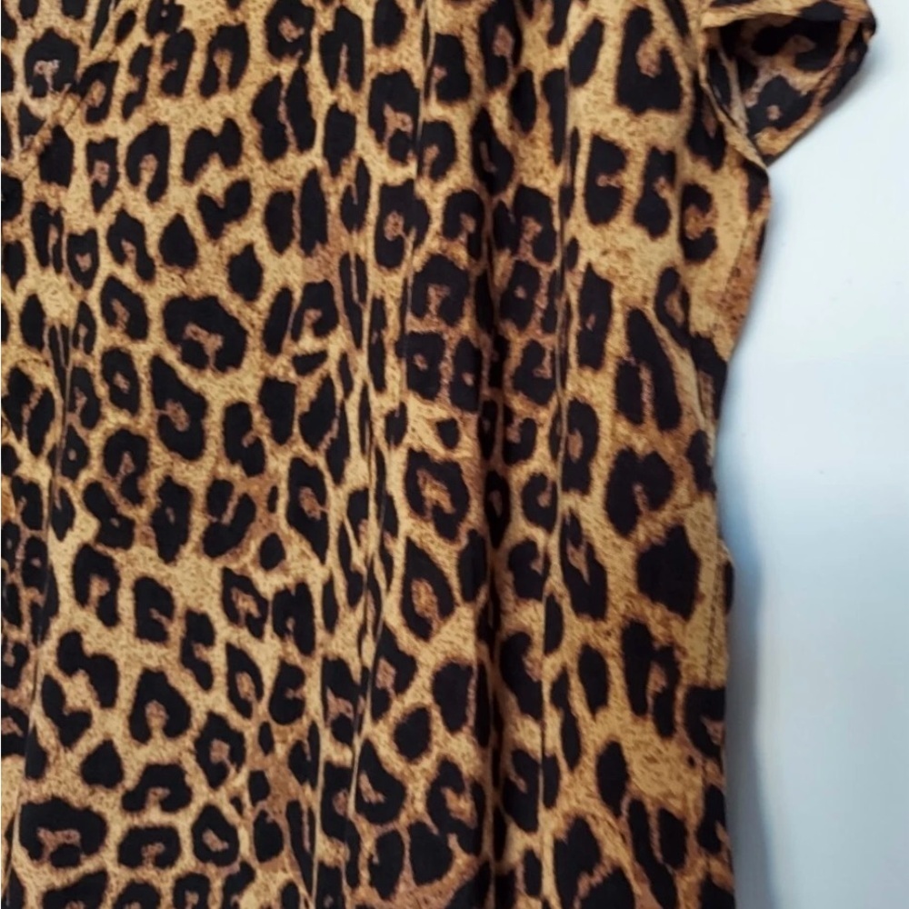Torrid Animal Print Tie-Front Blouse - Picture 6 of 7